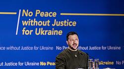 „Kein Friede ohne Gerechtigkeit“. Der ukrainische Präsident Wolodymyr Selenskyj hält eine Rede auf dem Weltforum Den Haag.