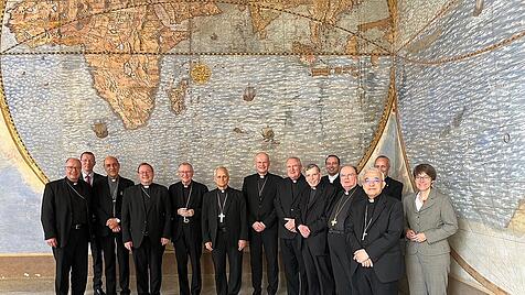 Deutsche Bischöfe treffen auf Vatikan-Delegation