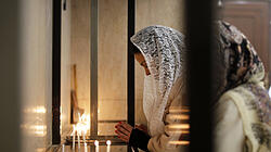 Orthodoxe Christen bei Gottesdienst in Teheran