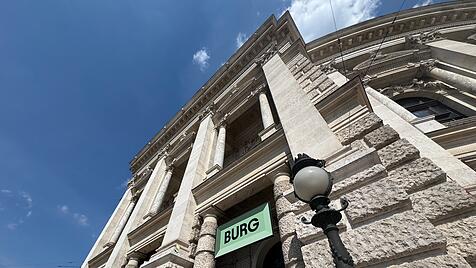 Das Wiener Burgtheater setzt wie in jeder Saison Maßstäbe für die deutschsprachige Theaterlandschaft.