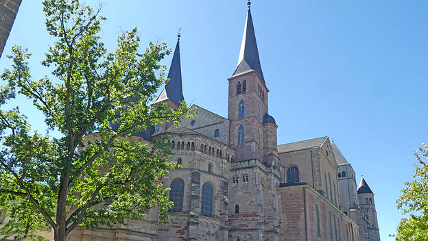 Neur Zwischenbericht zu Missbrauchsaufarbeitung im Bistum Trier