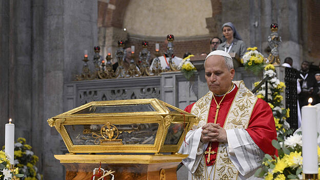 Pope Leo XIV Visits Cathedral In Pavia - Italy