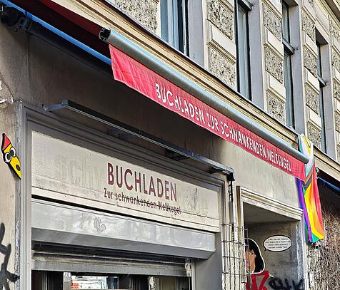 Linke Buchhandlung „Zur schwankenden Weltkugel"