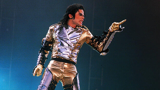 So ist der „King of Pop“ vielen in Erinnerung: Michael Jackson 1997.