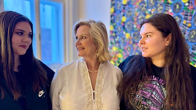 Opernstar Camilla Nylund mit ihren Töchtern Mailin (r.) und Isabel.