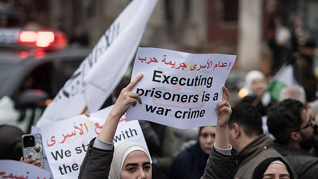 Protest in der syrischen Hauptstadt Damaskus gegen Israels neues Gesetz zur Anwendung der Todesstrafe