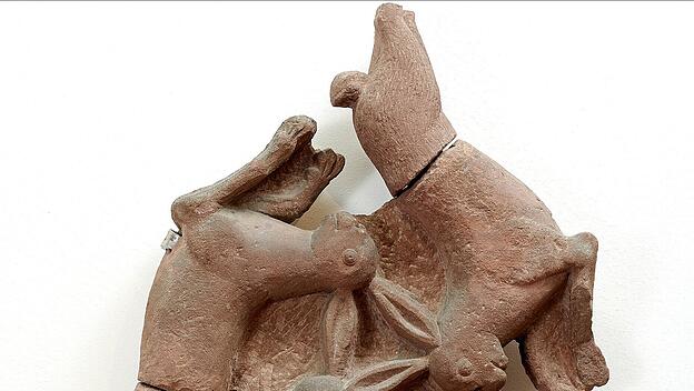 Das Paderborner Drei-Hasen-Fenster ist im Diözesanmuseum zu besichtigen.