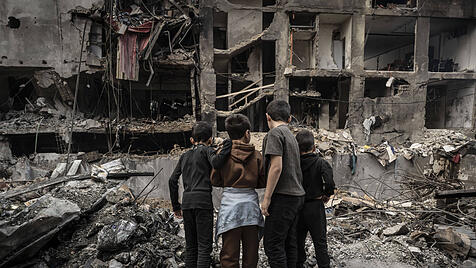 Destruction in Beiruts Corniche al-Mazraa after Israeli strikes