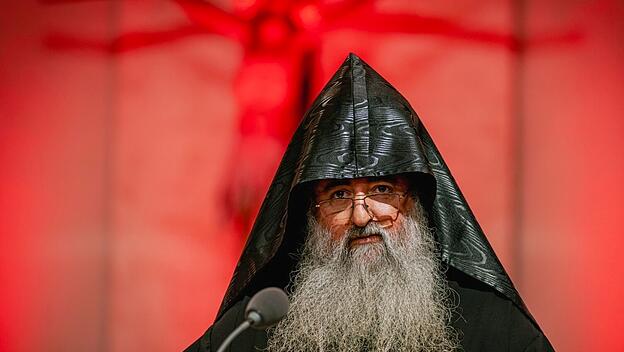 Der armenisch-orthodoxe Bischof Magar Ashkarian