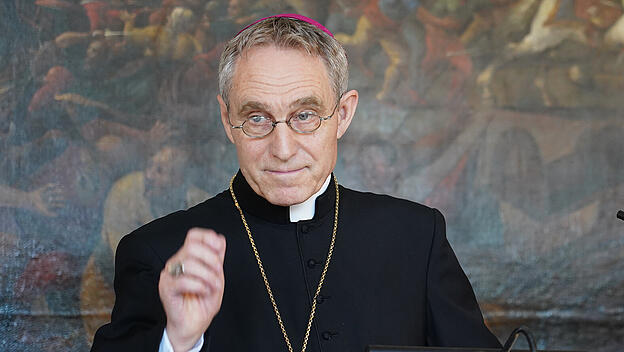 Erzbischof Georg Gänswein äußerte sich bis dato nicht zu den munteren Spekulationen über seine zukünftige Aufgabe.