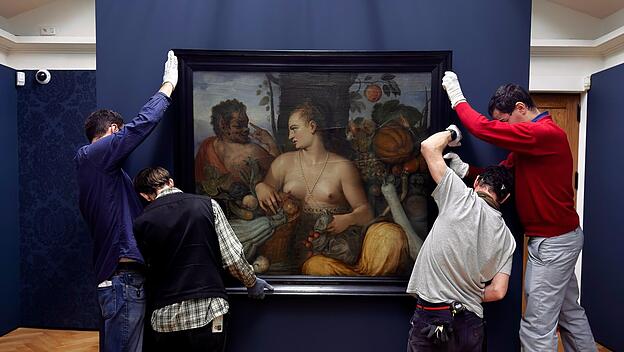 In Frans Floris de Vriendts Bildnis der schönen Pomona (1565) geht der lüsterne Gott Vertumnus als hässlicher Sieger vom Platz; Hallwylska Museet Stockholm.