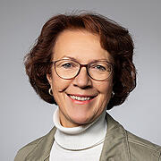 Angela Richter